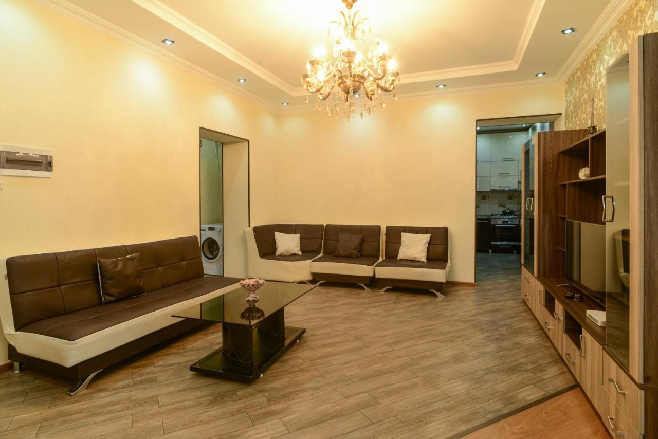 Old Tbilisi Apartment Екстериор снимка